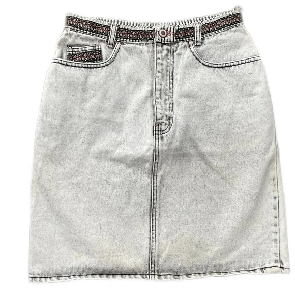 major damage Dresses & Skirts - Very Rare vintage Major Damage denim skirt.